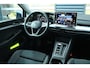 Volkswagen Golf 1.5 eHybrid 204pk Life Edition | SoH 100% | Panoramadak | Trekhaak |