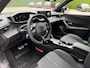 Peugeot 2008 1.2 Hybrid 145 PK GT | Demonstratiemodel Bouwjaar 2026 | Tot 8 jaar Garantie | Navigatie | 360 Graden Camera | 18" Lichtmetalen Velgen | Full LED Verlichting | Dode Hoek Detectie | Adaptieve Cruise Control | DAB+ Radio | Keyless Entry & TSart | Draadloze Telefoonlader | Apple Carplay & Android Auto |