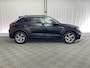 Volkswagen T-Roc 1.0 TSI R-Line | Apple carplay | Ergo stoel | Navi | Camera | IQ-light | Privacy | Dakrail | Stoelverwarm.