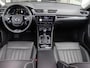 Skoda Superb Combi 1.4 TSI iV 218 pk DSG L&K | Trekhaak | Panorama Dak | Canton | ACC | Voorstoelen met Geheugen | Stoel Ventilatie + Verwarming | Stuur verwarming | Elektrische Klep |