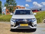 Mitsubishi Outlander 2.0 PHEV Premium Apple Carplay & Android auto | Stuurverwarming | Blind Spot