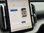 Volvo EX30 P5 Long Range Plus Black Edition Europa 69 kWh | Onyx Black Metallic | Black interieur | 19 inch lichtmetalen velgen | Harman Kardon audio | Adaptieve Cruise Control | Elektrisch verstelbare voorstoelen | Stoel- & stuurwielverwarming