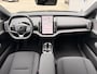 Volvo EX30 P5 Long Range Plus Black Edition Europa 69 kWh | Onyx Black Metallic | Black interieur | 19 inch lichtmetalen velgen | Harman Kardon audio | Adaptieve Cruise Control | Elektrisch verstelbare voorstoelen | Stoel- & stuurwielverwarming