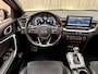 Kia ProCeed 1.6 T-GDI GT *Panoramadak* Digital Cockpit / JBL / Stoel/Stuurverwarming / Apple Carplay / Leder/Alcantara / Camera / 18"LMV