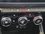 Renault Captur 1.6 E-Tech Plug-in Hybrid 160 Intens | TREKHAAK | DEALER ONDERHOUDEN | TREEPLANKEN | NAVIGATIE | ACHTERUITRIJCAMERA |