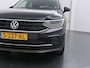 Volkswagen Tiguan 1.5 TSI DSG Life Automaat - Navigatie - Camera - Climate control - Adaptive cruise control - Stoelverwarming - 12 maanden garantie