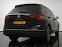 Volkswagen Tiguan 1.5 TSI DSG Life Automaat - Navigatie - Camera - Climate control - Adaptive cruise control - Stoelverwarming - 12 maanden garantie