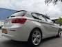 BMW 1-Serie 118i 5Drs - 47.000 KM I Airco I LED I PDC I Sport velgen I Stoel verwarming I Dealer onderhouden