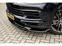 Porsche Cayenne Coupé 3.0 E-Hybrid Sport Chrono | Pano | 360 Camera | 21'' Wielen | Luchtvering | Stuurverwarming |  Stoel + Achterbankverwarming | LED Achterlichten donker |