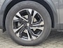 Peugeot 2008 1.2 GT | Trekhaak | Apple Carplay & Android Auto | Camera | Panorama Dak | Cruise Control | Climate Control |