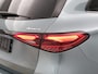 Mercedes-Benz GLC 300e 4MATIC Business Solution AMG | Advanced plus | Nightpakket | Parkeerpakket | Trekhaak | Panoramaschuifdak | Treeplanken in aluminiumlook | 20 inch vijfspaaks lichtmetalen AMG-velgen | DISTRONIC |