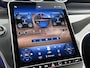 Mercedes-Benz GLC 300e 4MATIC Business Solution AMG | Advanced plus | Nightpakket | Parkeerpakket | Trekhaak | Panoramaschuifdak | Treeplanken in aluminiumlook | 20 inch vijfspaaks lichtmetalen AMG-velgen | DISTRONIC |