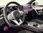 Mercedes-Benz A-klasse 200 AMG | Pano | Sfeer | Virtual | Carplay | Cruise | Navi | LED | Parkeersens.