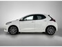 Toyota Yaris 1.5 Hybrid 130 Executive | Parkeersensoren V+A | Blindspot | Stuur-Stoelverwarming |