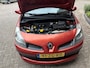 Renault Clio 1.6-16V Dynamique S,bj.2008,rood,5 deurs,NAP met 187.272 km.en APK tot 07-2027.