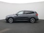 BMW X1 xDrive25e Executive | M-SPORT | Panoramadak | Harman Kardon | Sfeerverlichting | Apple Carplay / Android Auto | Stoelverwarming | Adaptive Cruise Control | Heads-Up | Elektrische Achterklep | Leder | Navigatie | Climate Control | Lichtmetalen Velgen |
