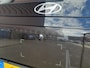 Hyundai Inster Evolve Sky Plus 49 kWh | Schuifdak | Stoel en stuurverwarming | Rondom camera | Dodehoek detectie | Navigatie | Apple Carplay / Android auto |