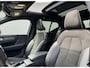 Volvo XC40 Recharge P8 AWD R-Design|Panorama-dak|H&K|360-camera|Stoel/stuur verwarming
