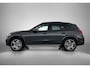 Mercedes-Benz GLC 300e 4MATIC Business Solution AMG | Advanced plus | Nightpakket | Parkeerpakket | Trekhaak | Panoramaschuifdak | 20 inch vijfspaaks lichtmetalen AMG-velgen | Treeplanken in aluminiumlook | DISTRONIC |