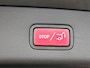 Mercedes-Benz GLC 300e 4MATIC Business Solution AMG | Advanced plus | Nightpakket | Parkeerpakket | Trekhaak | Panoramaschuifdak | 20 inch vijfspaaks lichtmetalen AMG-velgen | Treeplanken in aluminiumlook | DISTRONIC |