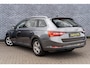 Skoda Superb Combi 1.5 TSI Business Edition | Trekhaak | Panoramadak | Cruise Control Adaptief | Stoelverwarming | Keyless Entry | LED Koplampen | Navigatie | Apple Carplay | Android Auto
