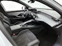 Peugeot E-3008 GT 73 kWh | Navigatie | Alcantara Bekleding | Achteruitrijcamera | Elektrische Achterklep | Apple Carplay / Android Auto |