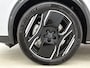 Peugeot E-3008 GT 73 kWh | Navigatie | Alcantara Bekleding | Achteruitrijcamera | Elektrische Achterklep | Apple Carplay / Android Auto |
