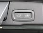 Volvo XC60 2.0 T6 Plug-in hybrid AWD Ultra Bright Climate control Adaptieve cruise control Navigatie Panoramadak Trekhaak Parkeersensoren 360* camera Voorstoelen verwarmd  Apple Carplay/ Android auto