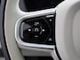 Volvo XC60 2.0 T6 Plug-in hybrid AWD Ultra Bright Climate control Adaptieve cruise control Navigatie Panoramadak Trekhaak Parkeersensoren 360* camera Voorstoelen verwarmd  Apple Carplay/ Android auto