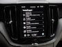 Volvo XC60 2.0 T6 Plug-in hybrid AWD Ultra Bright Climate control Adaptieve cruise control Navigatie Panoramadak Trekhaak Parkeersensoren 360* camera Voorstoelen verwarmd  Apple Carplay/ Android auto