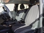 Peugeot 2008 1.2 PureTech 101pk Active Pack Navigatie Apple Carplay/Android Auto Parkeersensoren achter Cruise Control Ledverlichting Climate Control