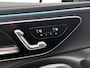 Mercedes-Benz E-klasse 300 e Business Solution AMG | Premium pakket | Winterpakket | Nightpakket | Leder pakket | Trekhaak | Panoramaschuifdak | 360° camera | Burmester® 4D surround sound system | GUARD 360° | Warmtewerend, donkergetint glas |