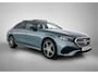 Mercedes-Benz E-klasse 300 e Business Solution AMG | Comfortpakket Plus | Winterpakket | Nightpakket | Trekhaak | Panoramaschuifdak | GUARD 360° | Warmtewerend, donkergetint glas | 19-inch vijfdubbelspaaks AMG velgen |
