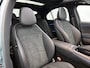 Mercedes-Benz E-klasse 300 e Business Solution AMG | Comfortpakket Plus | Winterpakket | Nightpakket | Trekhaak | Panoramaschuifdak | GUARD 360° | Warmtewerend, donkergetint glas | 19-inch vijfdubbelspaaks AMG velgen |