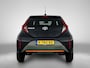 Toyota Aygo X 1.0 VVT-i MT Limited | JBL | Climate Control | Cruise Control Adaptive | Stoelverwarming | Parkeersensoren voor+achter | Draadloze telefoonlader | Half Lederen bekleding | Navigatie | Apple CarPlay/Android Auto