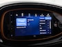 Toyota Aygo X 1.0 VVT-i MT Limited | JBL | Climate Control | Cruise Control Adaptive | Stoelverwarming | Parkeersensoren voor+achter | Draadloze telefoonlader | Half Lederen bekleding | Navigatie | Apple CarPlay/Android Auto