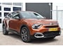 Citroën E-C4 Shine 50 kWh |SOH 94% | Navigatie | Apple Carplay & Android Auto | Camera | Parkeersensoren voor en achter | SOH 94% | Dodehoekdetectie | Head Up Display | Stoelverwarming | Lichtmetaal | Zeer Compleet!