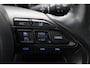 Toyota Yaris 1.5 Hybrid Executive | Panoramadak | Dodehoek detectie | Navigatie | JBL | Apple Carplay / Android Auto | Head-up display | Stoel-/stuurverwarming | Parkeersensoren voor/achter | 17 inch