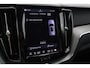 Volvo XC60 2.0 T6 Plug-in hybrid AWD Plus Dark | BLIS | Trekhaak | Leder | 360cam |