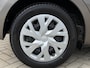 Toyota Yaris 1.0 VVT-i Active | Dealer onderh.| Trekhaak | Camera | All Season | NL auto