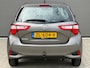 Toyota Yaris 1.0 VVT-i Active | Dealer onderh.| Trekhaak | Camera | All Season | NL auto