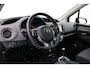 Toyota Yaris 1.3 VVT-i Aspiration | Trekhaak | Navigatie | Airco | Camera | Bluetooth | Privacy glas | Multifunctioneel lederen stuurwiel | Elektrische ramen voor