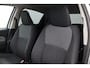 Toyota Yaris 1.3 VVT-i Aspiration | Trekhaak | Navigatie | Airco | Camera | Bluetooth | Privacy glas | Multifunctioneel lederen stuurwiel | Elektrische ramen voor