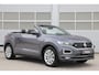 Volkswagen T-Roc Cabrio 1.5 TSI 150pk DSG R-Line | App Connect | Stoelverwarming | Dodehoeksensor |