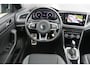 Volkswagen T-Roc Cabrio 1.5 TSI 150pk DSG R-Line | App Connect | Stoelverwarming | Dodehoeksensor |