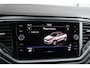 Volkswagen T-Roc Cabrio 1.5 TSI 150pk DSG R-Line | App Connect | Stoelverwarming | Dodehoeksensor |