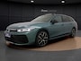 Volkswagen Passat Variant 1.5 eHybrid 272PK R-Line | Pano Dak | Trekhaak | 360 Camera | Head-up Display | Harman Kardon | Black Style | Leder | Elek. Achterklep | Elek. Stoelen | Stuur-/Stoelverwarming V+A | 19'' |