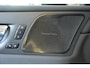 Volvo XC60 T8 Twin Engine AWD Inscription | Semi-Electrische bedienbare Trekhaak  | Parkeerverwarming | Keyless Drive | Adaptieve Cruise Control | Premium Audio by Harman Kardon | Panoramadak | Head-Up Display | Electrische bedienbare voorstoelen |