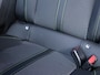 Peugeot 2008 GT Hybrid 145PK e-DCS6 Automaat, Rijklaarprijs, Adaptieve Cruise Control 360 graden Camera Navigatie DAB+