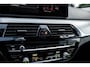 BMW 5-Serie Touring 530e xDrive, Pano, Volleder, Comfortstoelen, 360 Camera